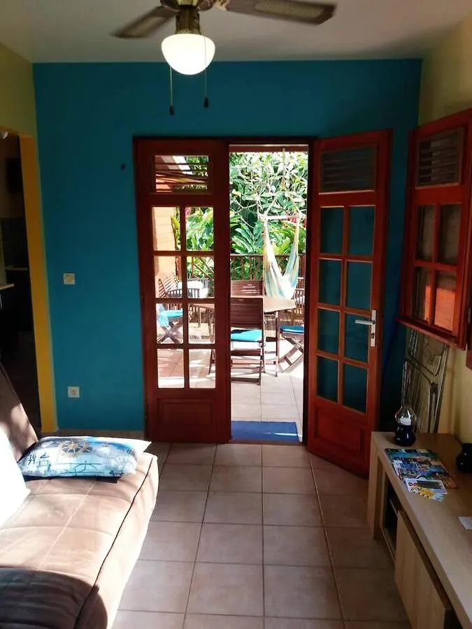 Casa vacanze Bungalow Charmant A Pointe-Noire Avec Piscine Partagee